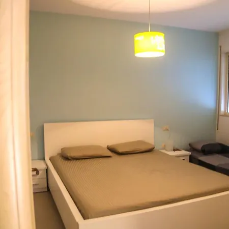 Claudine Apartment Durres Exterior photo